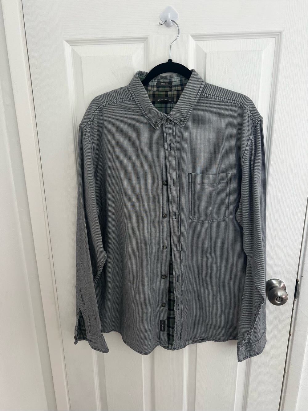 Eddie Bauer Gray Long-Sleeve Casual‎ Button-Down Shirt
